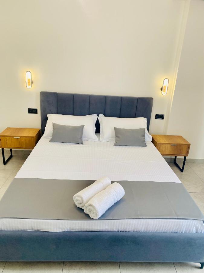 Maor Hotel Orikum Extérieur photo