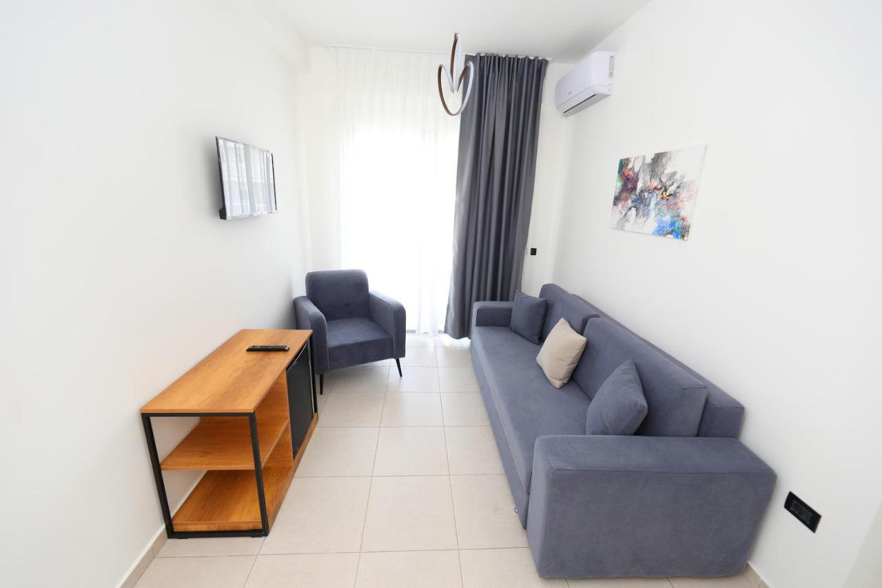 Maor Hotel Orikum Extérieur photo