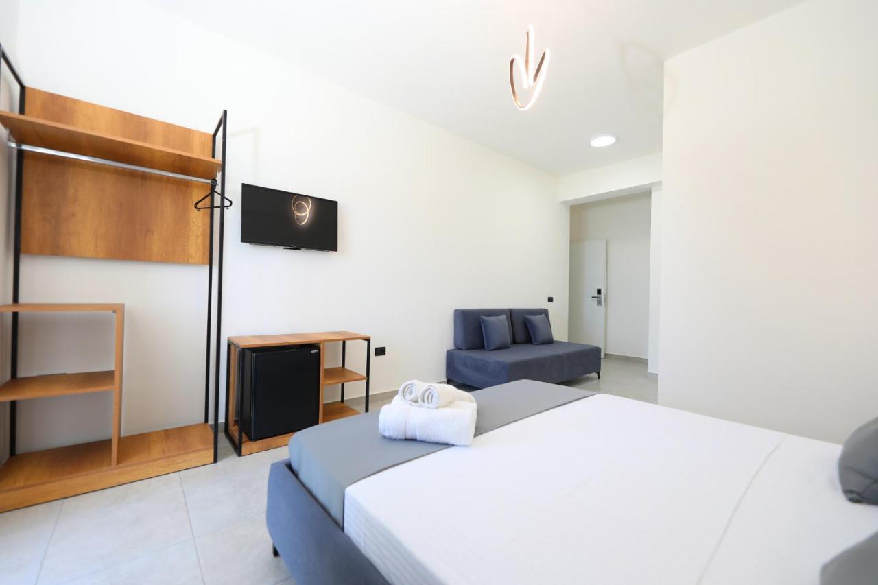 Maor Hotel Orikum Extérieur photo