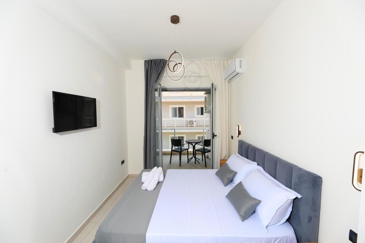 Maor Hotel Orikum Extérieur photo