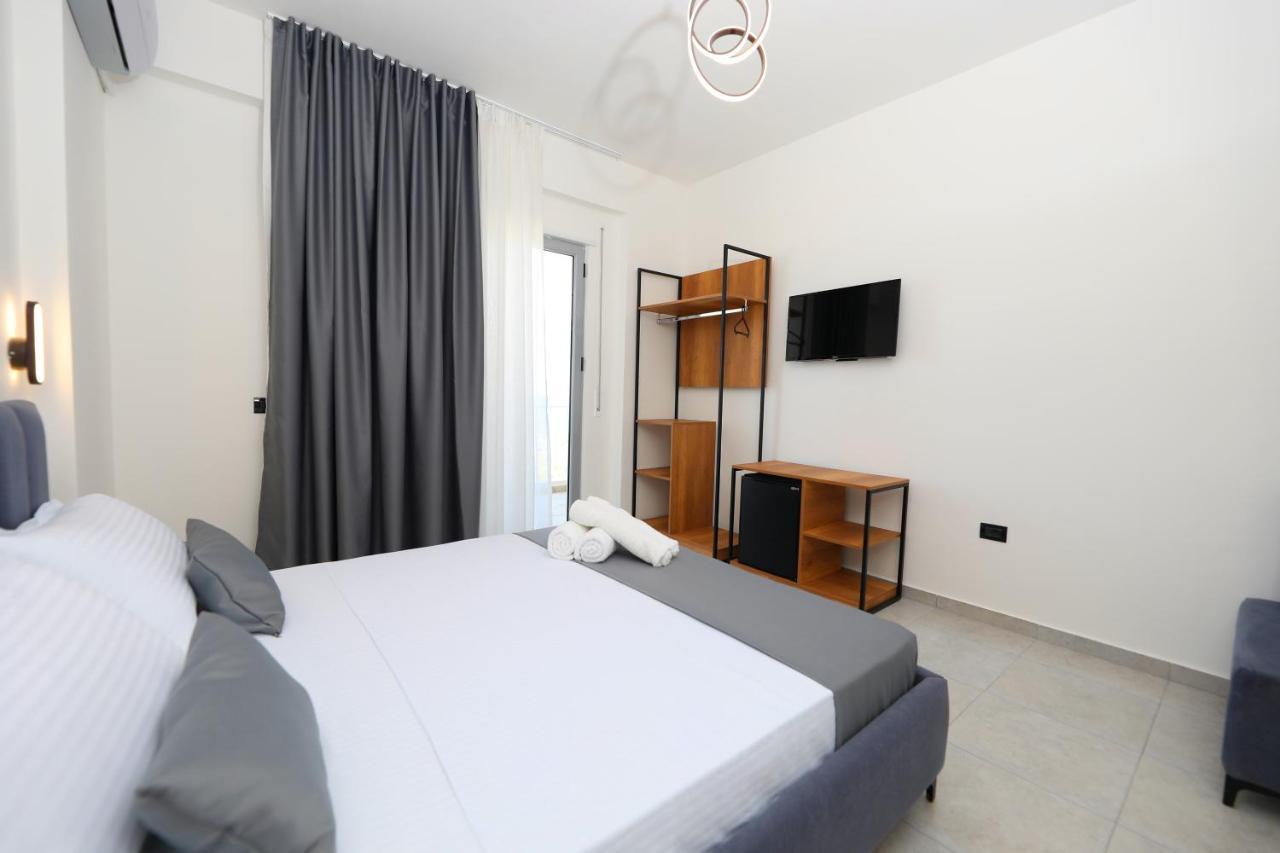 Maor Hotel Orikum Extérieur photo